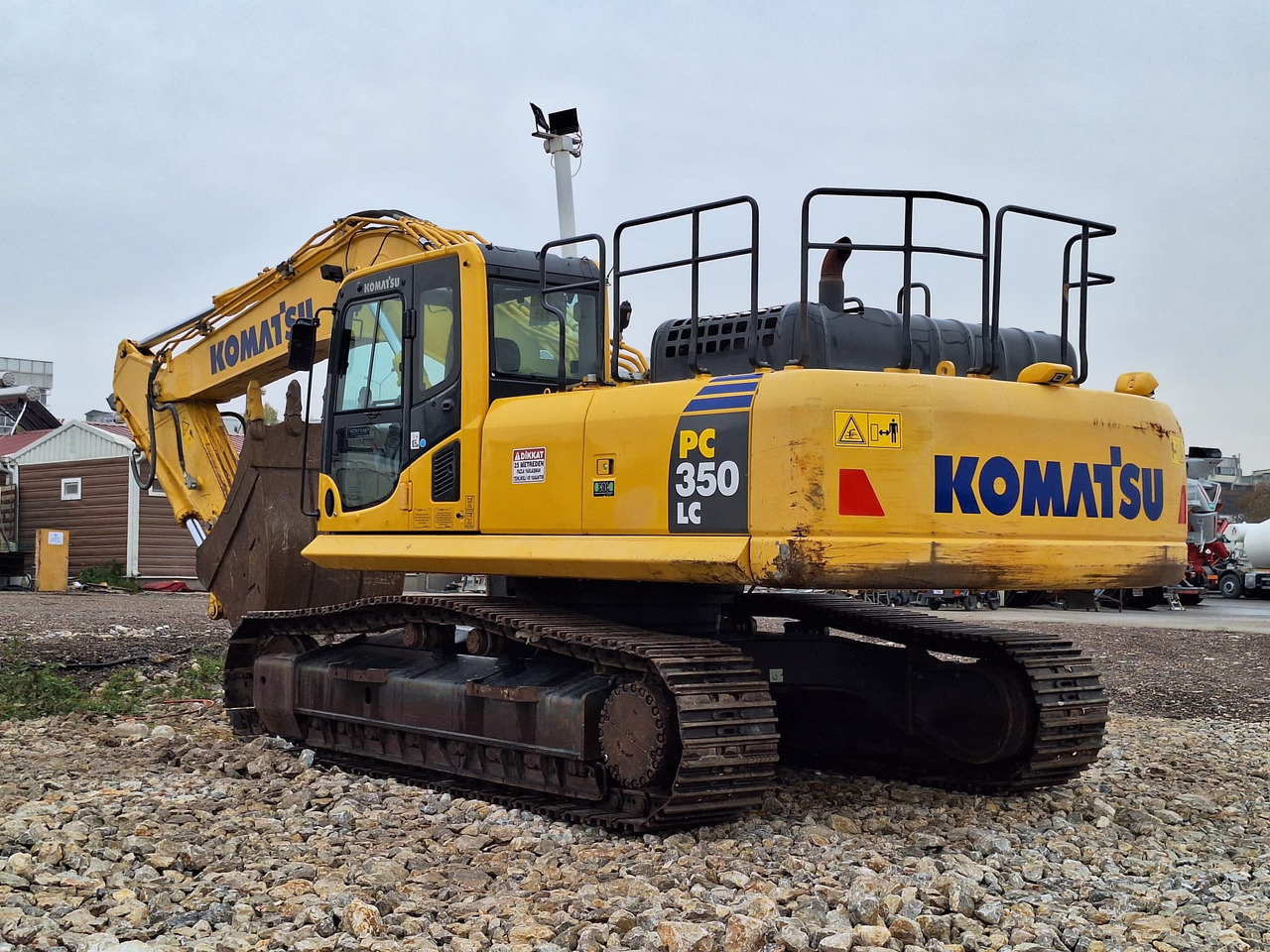 KOMATSU PC 350 LC - 8MO - حفار زاحف: صورة 3 KOMATSU PC 350 LC - 8MO - حفار زاحف: صورة 3
