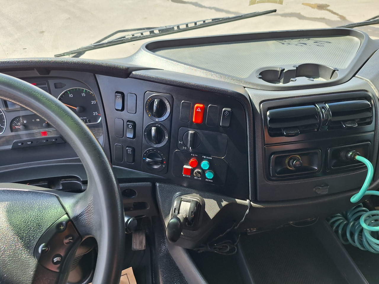 تأجير MERCEDES-BENZ AXOR 4140 ZOOMLION 43X-5RZ MERCEDES-BENZ AXOR 4140 ZOOMLION 43X-5RZ: صورة 13