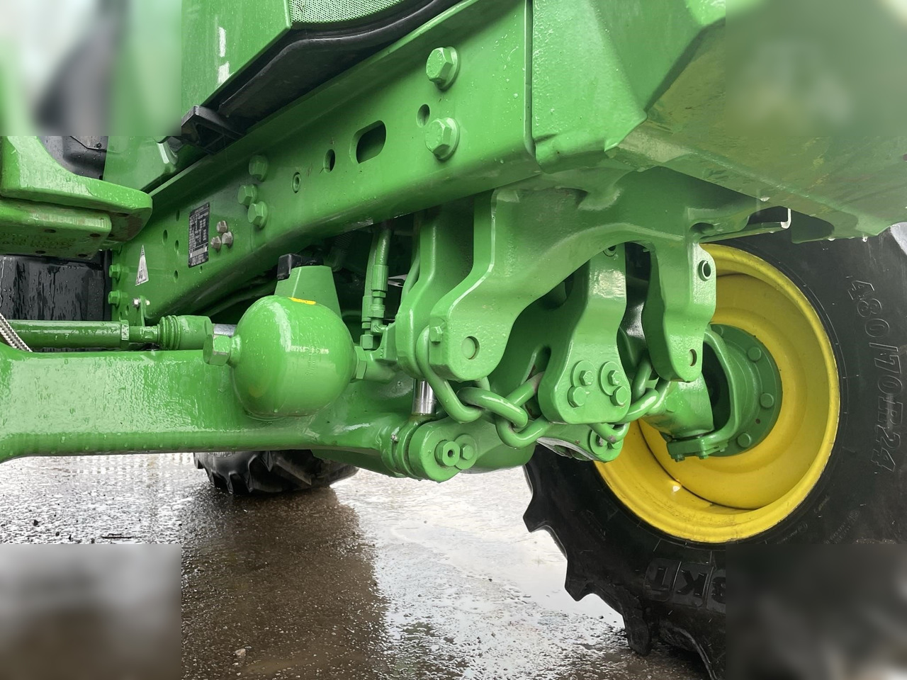 2017 JOHN DEERE 6130R - جرار: صورة 2 2017 JOHN DEERE 6130R - جرار: صورة 2