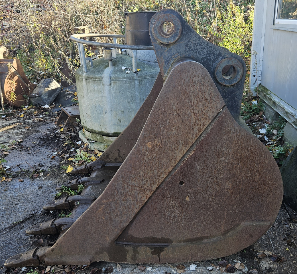 CATERPILLAR 329 - بكت حفار - بكت حفار: صورة 3 CATERPILLAR 329 - بكت حفار - بكت حفار: صورة 3