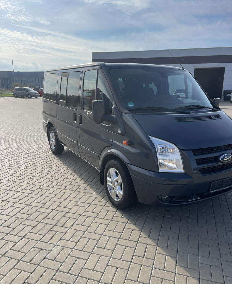 Ford Transit - حافلة صغيرة, ميكروباص: صورة 2 Ford Transit - حافلة صغيرة, ميكروباص: صورة 2