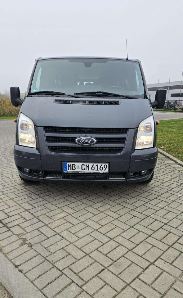 Ford Transit - حافلة صغيرة, ميكروباص: صورة 1 Ford Transit - حافلة صغيرة, ميكروباص: صورة 1