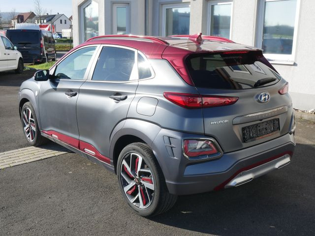Hyundai Kona Iron Man Edition 4WD Marvel - سيارة دفع رباعي: صورة 3 Hyundai Kona Iron Man Edition 4WD Marvel - سيارة دفع رباعي: صورة 3
