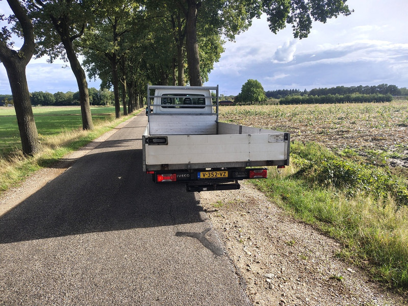 Iveco Daily 35C180 - شاحنة توصيل مفتوحة: صورة 5 Iveco Daily 35C180 - شاحنة توصيل مفتوحة: صورة 5