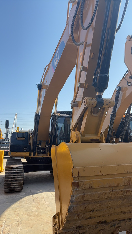 CATERPILLAR 330D2L used excavator source supply - حفار زاحف: صورة 1 CATERPILLAR 330D2L used excavator source supply - حفار زاحف: صورة 1