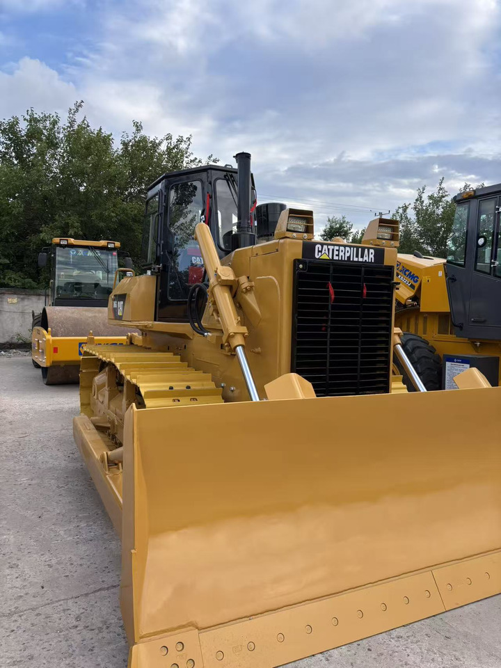 CATERPILLAR D6G caterpillar USA brand Heavy Duty Bulldozer For Mining & Road Construction - بلدوزر: صورة 3 CATERPILLAR D6G caterpillar USA brand Heavy Duty Bulldozer For Mining & Road Construction - بلدوزر: صورة 3