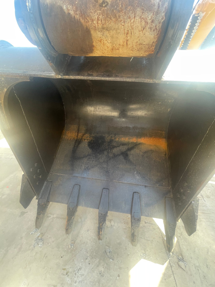 HITACHI ZX350 crawler excavator low hours excellent condition well maintained - حفار زاحف: صورة 5 HITACHI ZX350 crawler excavator low hours excellent condition well maintained - حفار زاحف: صورة 5