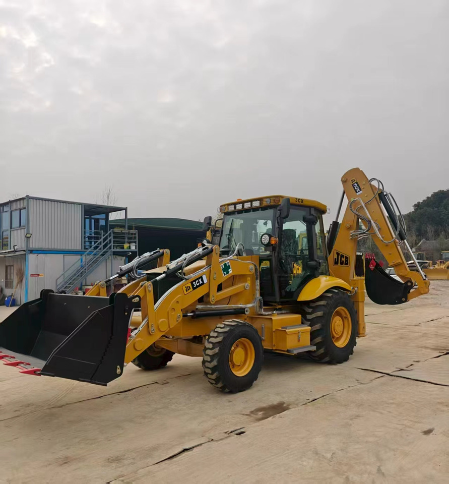 JCB 3CX backhoe loader original stock new tlb - لودر ذو محراث خلفي/ باكهو: صورة 1 JCB 3CX backhoe loader original stock new tlb - لودر ذو محراث خلفي/ باكهو: صورة 1