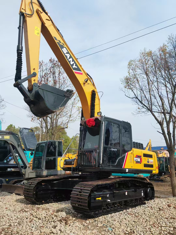 SANY sy215C excavator 20 ton China famous brand hot sale - حفار زاحف: صورة 2 SANY sy215C excavator 20 ton China famous brand hot sale - حفار زاحف: صورة 2