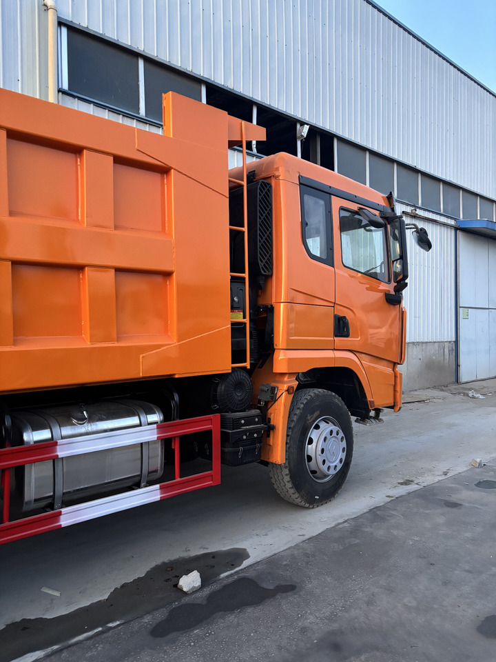 SHACMAN X3000 6x4 dump truck - شاحنة قلاب التعدين: صورة 2 SHACMAN X3000 6x4 dump truck - شاحنة قلاب التعدين: صورة 2