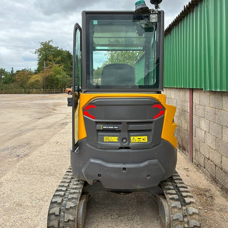Volvo ECR25D - حفار صغير: صورة 4 Volvo ECR25D - حفار صغير: صورة 4