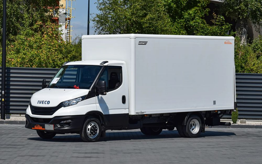 Iveco DAILY 35C16 / 2.3 - 160 KM / 3 OSOBY / DO 3,5 TONY / KONTENER / DOSTAWCZE / WINDA PALFINGER / KLIMA / 2022 / SERWISOWANY / SPROWADZONY Z NIEMIEC - شاحنة بصندوق مغلق: صورة 1 Iveco DAILY 35C16 / 2.3 - 160 KM / 3 OSOBY / DO 3,5 TONY / KONTENER / DOSTAWCZE / WINDA PALFINGER / KLIMA / 2022 / SERWISOWANY / SPROWADZONY Z NIEMIEC - شاحنة بصندوق مغلق: صورة 1