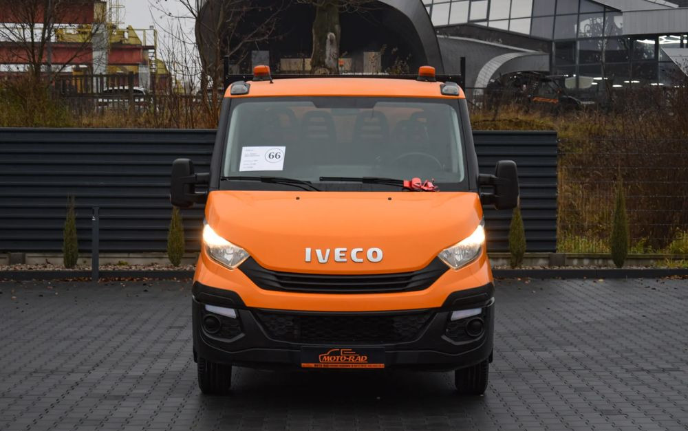 Iveco DAILY 35C16 / 2.3 - 160 KM / BRYGADÓWKA / 6 OSOBOWY / DOSTAWCZE / SKRZYNIA / KLIMA / NAWIGACJA / KAMERA COFANIA / TEMPOMAT / SERWISOWANY / SPROWADZONY - الشاحنات الصغيرة كابينة مزدوجة: صورة 2 Iveco DAILY 35C16 / 2.3 - 160 KM / BRYGADÓWKA / 6 OSOBOWY / DOSTAWCZE / SKRZYNIA / KLIMA / NAWIGACJA / KAMERA COFANIA / TEMPOMAT / SERWISOWANY / SPROWADZONY - الشاحنات الصغيرة كابينة مزدوجة: صورة 2