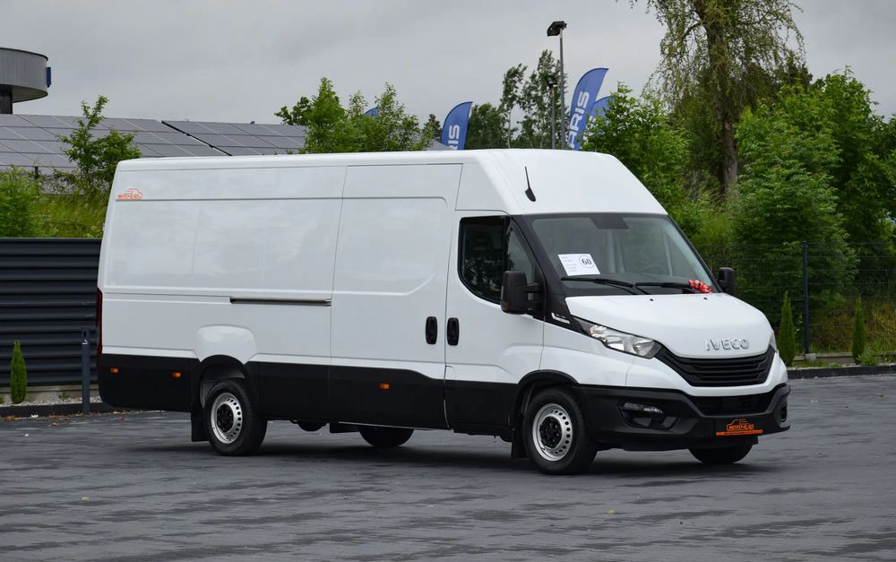 Iveco DAILY MAXI 35S16 / 2.3 - 160 KM / AUTOMAT HI-MATIC / NOWY MODEL / 3 OSOBY / DOSTAWCZE / BLASZAK / KLIMA / CZUJNIKI COFANIA / NISKI PRZEBIEG / 2022 / SERWISOWANY / Z NIEMIEC - فان: صورة 3 Iveco DAILY MAXI 35S16 / 2.3 - 160 KM / AUTOMAT HI-MATIC / NOWY MODEL / 3 OSOBY / DOSTAWCZE / BLASZAK / KLIMA / CZUJNIKI COFANIA / NISKI PRZEBIEG / 2022 / SERWISOWANY / Z NIEMIEC - فان: صورة 3