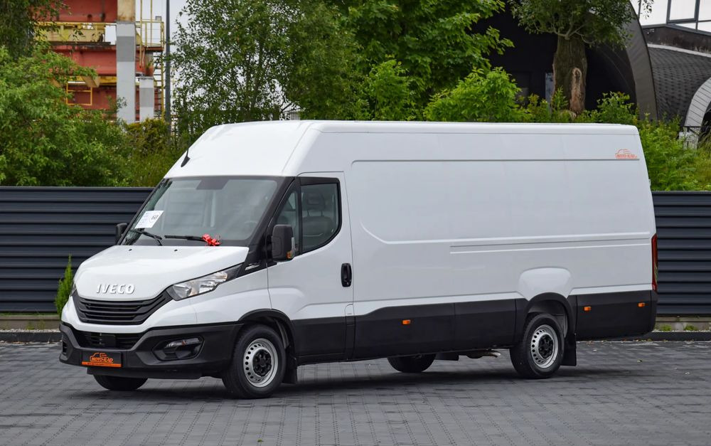 Iveco DAILY MAXI 35S16 / 2.3 - 160 KM / AUTOMAT HI-MATIC / NOWY MODEL / 3 OSOBY / DOSTAWCZE / BLASZAK / KLIMA / CZUJNIKI COFANIA / NISKI PRZEBIEG / 2022 / SERWISOWANY / Z NIEMIEC - فان: صورة 1 Iveco DAILY MAXI 35S16 / 2.3 - 160 KM / AUTOMAT HI-MATIC / NOWY MODEL / 3 OSOBY / DOSTAWCZE / BLASZAK / KLIMA / CZUJNIKI COFANIA / NISKI PRZEBIEG / 2022 / SERWISOWANY / Z NIEMIEC - فان: صورة 1