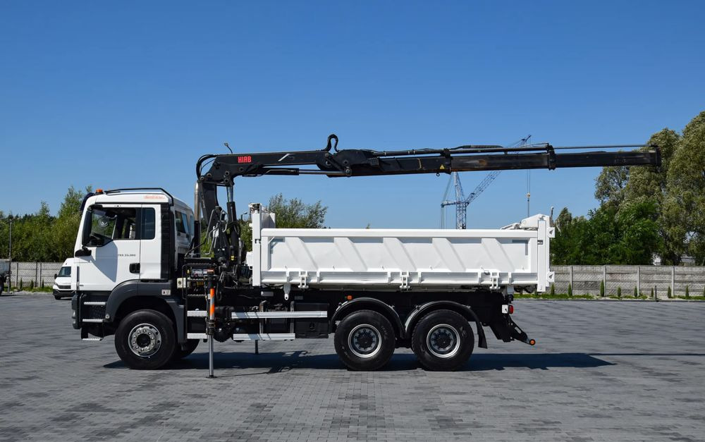 MAN TGS 33.360 / 6x4 / HDS HIAB 122 E-2 HIDUO / STEROWANIE RADIOWE / WYWROTKA / HYDROBURTA / AUTOMAT / KLIMA / TEMPOMAT / KAMERA COFANIA / SPROWADZONY - شاحنة قلاب: صورة 5 MAN TGS 33.360 / 6x4 / HDS HIAB 122 E-2 HIDUO / STEROWANIE RADIOWE / WYWROTKA / HYDROBURTA / AUTOMAT / KLIMA / TEMPOMAT / KAMERA COFANIA / SPROWADZONY - شاحنة قلاب: صورة 5