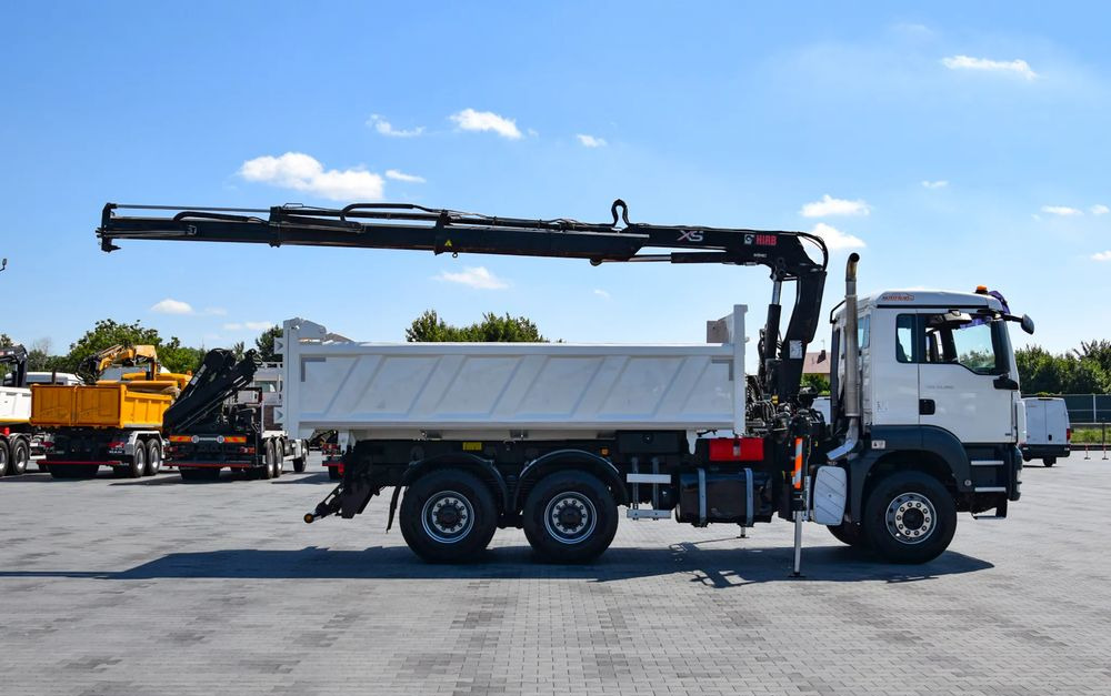 MAN TGS 33.360 / 6x4 / HDS HIAB 122 E-2 HIDUO / STEROWANIE RADIOWE / WYWROTKA / HYDROBURTA / AUTOMAT / KLIMA / TEMPOMAT / KAMERA COFANIA / SPROWADZONY - شاحنة قلاب, شاحنة كرين: صورة 4 MAN TGS 33.360 / 6x4 / HDS HIAB 122 E-2 HIDUO / STEROWANIE RADIOWE / WYWROTKA / HYDROBURTA / AUTOMAT / KLIMA / TEMPOMAT / KAMERA COFANIA / SPROWADZONY - شاحنة قلاب, شاحنة كرين: صورة 4