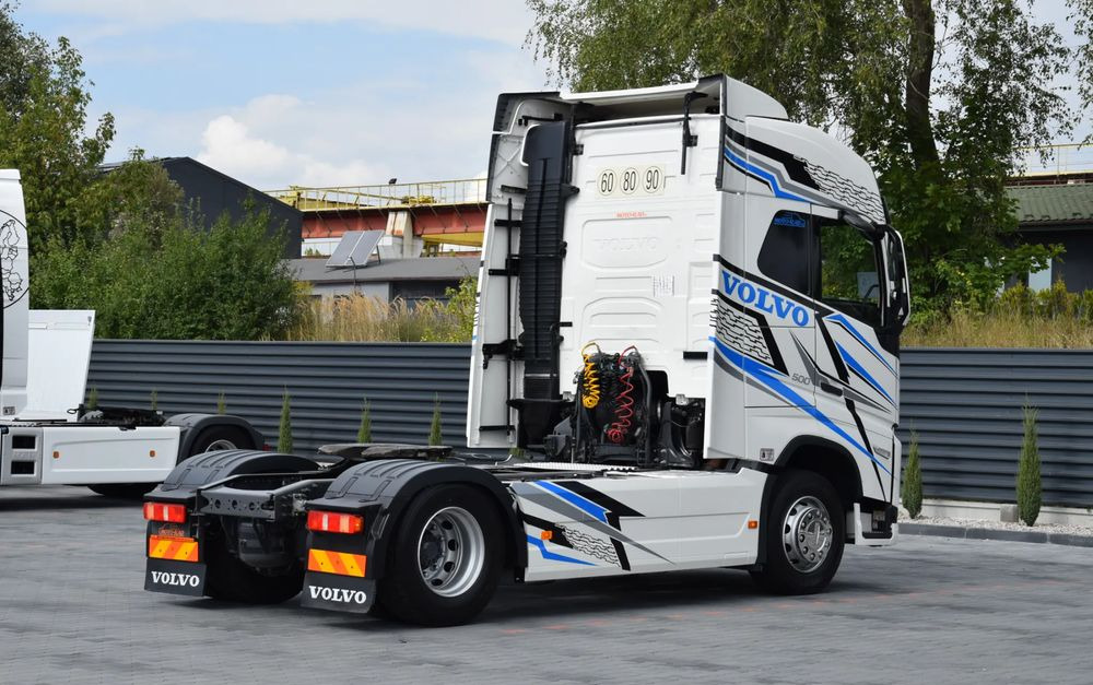 Volvo FH500 / EURO 6 / NOWY MODEL / KLIMATYZACJA POSTOJOWA / ACC / LEDY / 2 ZBIORNIKI PALIWA / FULL SPILERY / 2022 / SERWISOWANY / SPROWADZONY - رأس تريلا: صورة 5 Volvo FH500 / EURO 6 / NOWY MODEL / KLIMATYZACJA POSTOJOWA / ACC / LEDY / 2 ZBIORNIKI PALIWA / FULL SPILERY / 2022 / SERWISOWANY / SPROWADZONY - رأس تريلا: صورة 5