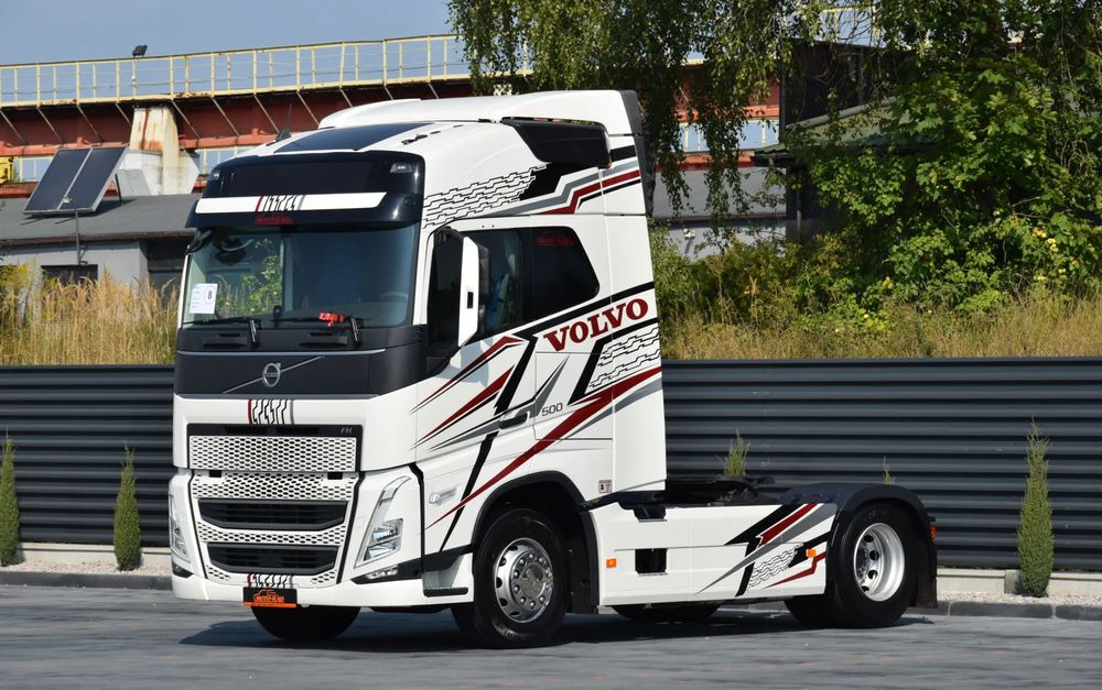 Volvo FH500 / EURO 6 / NOWY MODEL / KLIMATYZACJA POSTOJOWA / ACC / LEDY / 2 ZBIORNIKI PALIWA / FULL SPILERY / 2022 / SERWISOWANY / SPROWADZONY - رأس تريلا: صورة 1 Volvo FH500 / EURO 6 / NOWY MODEL / KLIMATYZACJA POSTOJOWA / ACC / LEDY / 2 ZBIORNIKI PALIWA / FULL SPILERY / 2022 / SERWISOWANY / SPROWADZONY - رأس تريلا: صورة 1