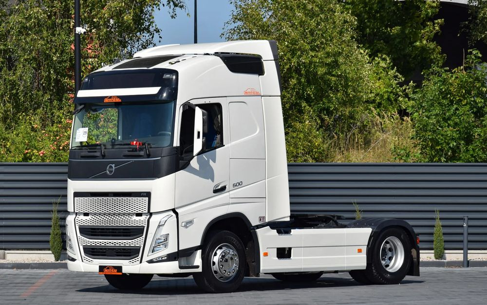 Volvo FH500 / EURO 6 / NOWY MODEL / KLIMATYZACJA POSTOJOWA / ACC / LEDY / 2 ZBIORNIKI PALIWA / FULL SPILERY / 2022 / SERWISOWANY / SPROWADZONY - رأس تريلا: صورة 1 Volvo FH500 / EURO 6 / NOWY MODEL / KLIMATYZACJA POSTOJOWA / ACC / LEDY / 2 ZBIORNIKI PALIWA / FULL SPILERY / 2022 / SERWISOWANY / SPROWADZONY - رأس تريلا: صورة 1