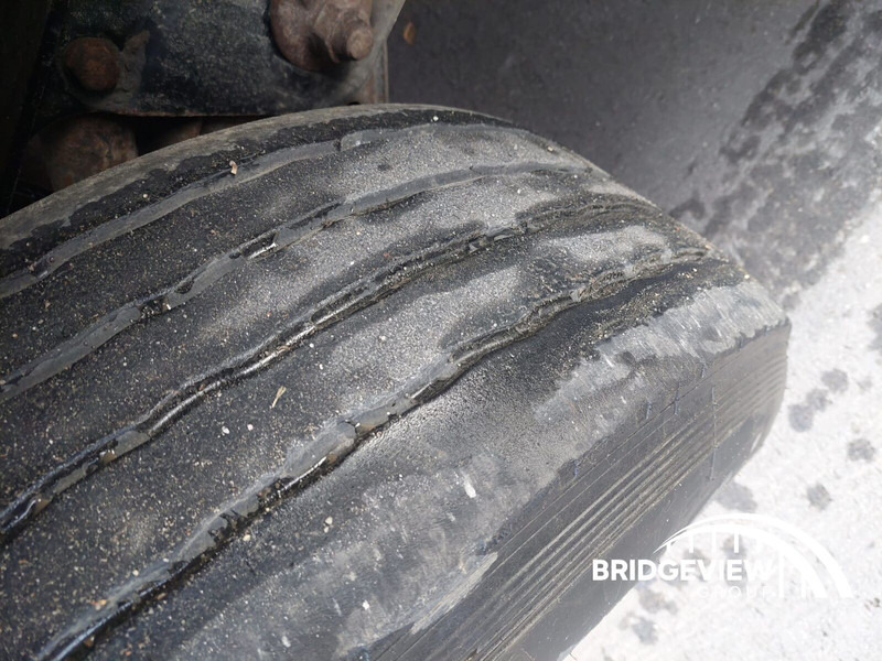 نصف مقطورة بستائر جانبية Kögel SNCO 24: صورة 11 نصف مقطورة بستائر جانبية Kögel SNCO 24: صورة 11