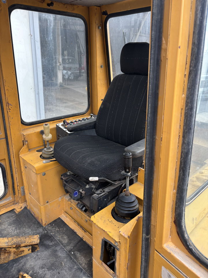 LIEBHERR PR 711 - بلدوزر: صورة 4 LIEBHERR PR 711 - بلدوزر: صورة 4