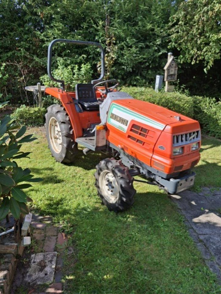 Kleintraktor Hinomoto-Kubota 21 PS - جرار صغير: صورة 2 Kleintraktor Hinomoto-Kubota 21 PS - جرار صغير: صورة 2