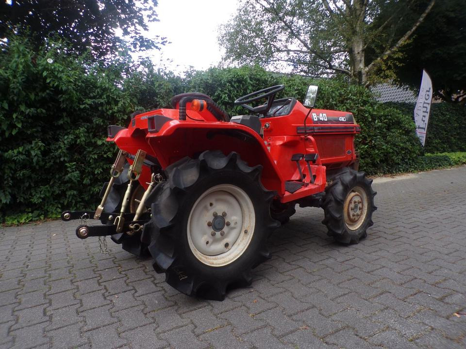 Kleintraktor Kubota B-40 - جرار صغير: صورة 2 Kleintraktor Kubota B-40 - جرار صغير: صورة 2