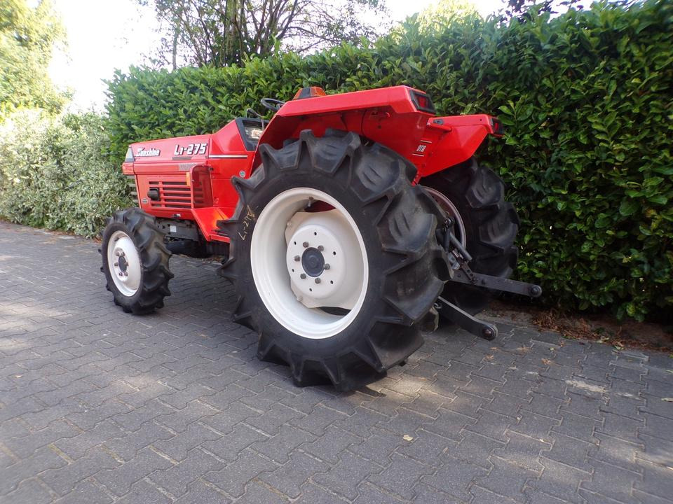 Kleintraktor Kubota L1-275 - جرار صغير: صورة 3 Kleintraktor Kubota L1-275 - جرار صغير: صورة 3