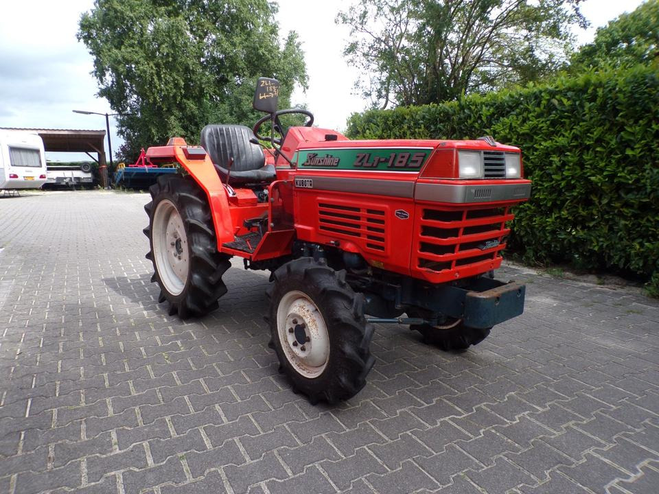 Kleintraktor Kubota ZL1-185 - جرار صغير: صورة 2 Kleintraktor Kubota ZL1-185 - جرار صغير: صورة 2