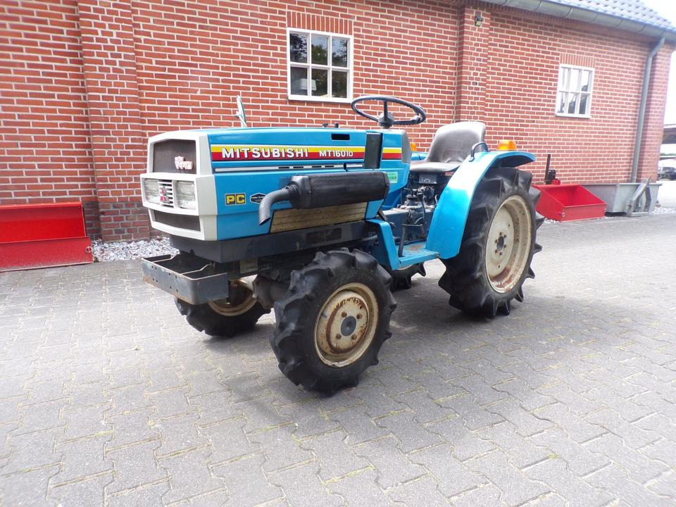 Kleintraktor Mitsubishi MT1601D - جرار صغير: صورة 1 Kleintraktor Mitsubishi MT1601D - جرار صغير: صورة 1