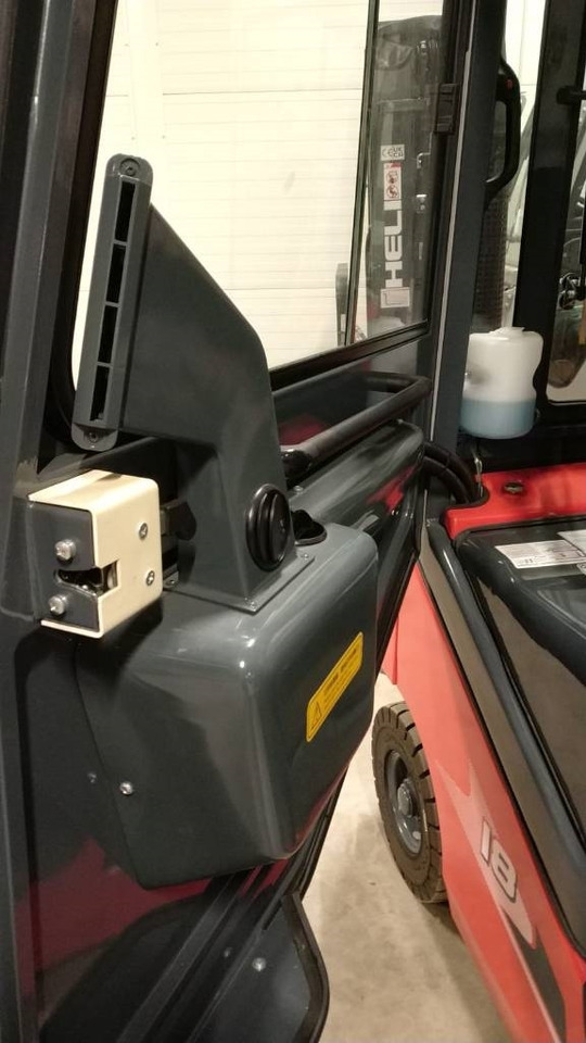 HELI CPCD18-XC26H - رافعة شوكية: صورة 2 HELI CPCD18-XC26H - رافعة شوكية: صورة 2