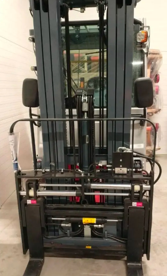 HELI CPD25-GE2DLI - رافعة شوكية كهربائية: صورة 4 HELI CPD25-GE2DLI - رافعة شوكية كهربائية: صورة 4