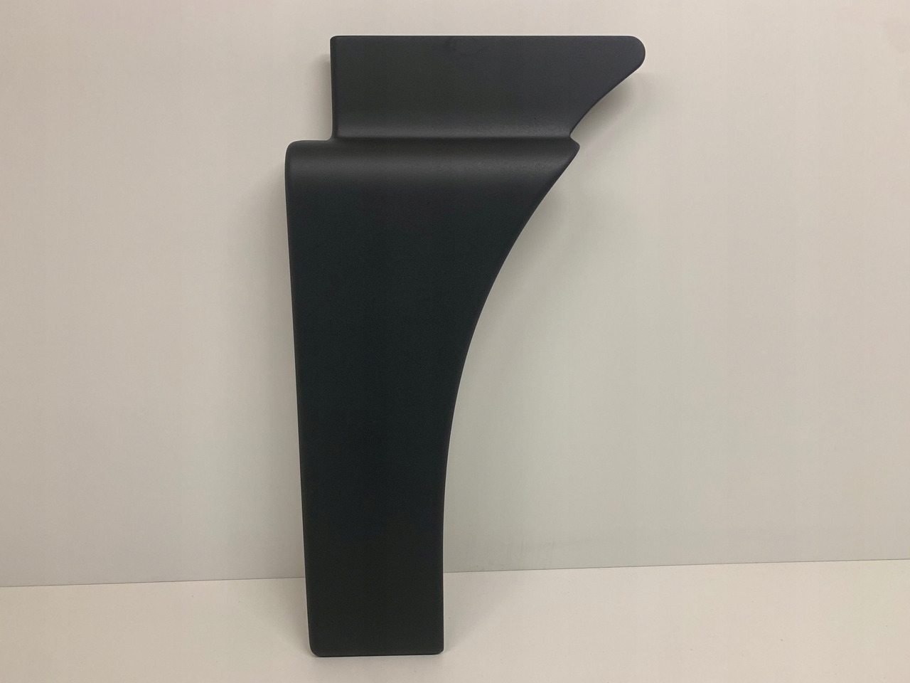 BŁOTNIK KOSA MAN TGA TGX NR 1807 - باب و قطع الغيار - شاحنة: صورة 1 BŁOTNIK KOSA MAN TGA TGX NR 1807 - باب و قطع الغيار - شاحنة: صورة 1