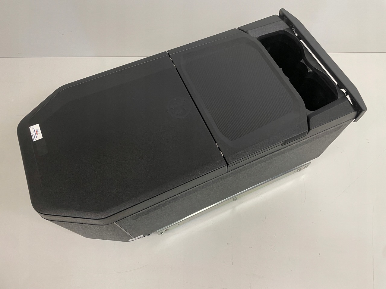 LODÓWKA DAF XF XG + 2321324 - الكابينة والداخلية - شاحنة: صورة 4 LODÓWKA DAF XF XG + 2321324 - الكابينة والداخلية - شاحنة: صورة 4