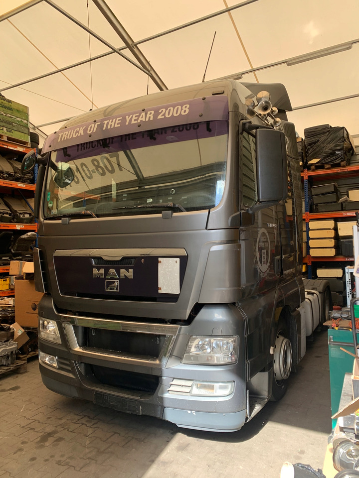 MASKA ATRAPA GRILL POLIK OWIEWKA MAN TGX - غطاء السيارة - شاحنة: صورة 2 MASKA ATRAPA GRILL POLIK OWIEWKA MAN TGX - غطاء السيارة - شاحنة: صورة 2