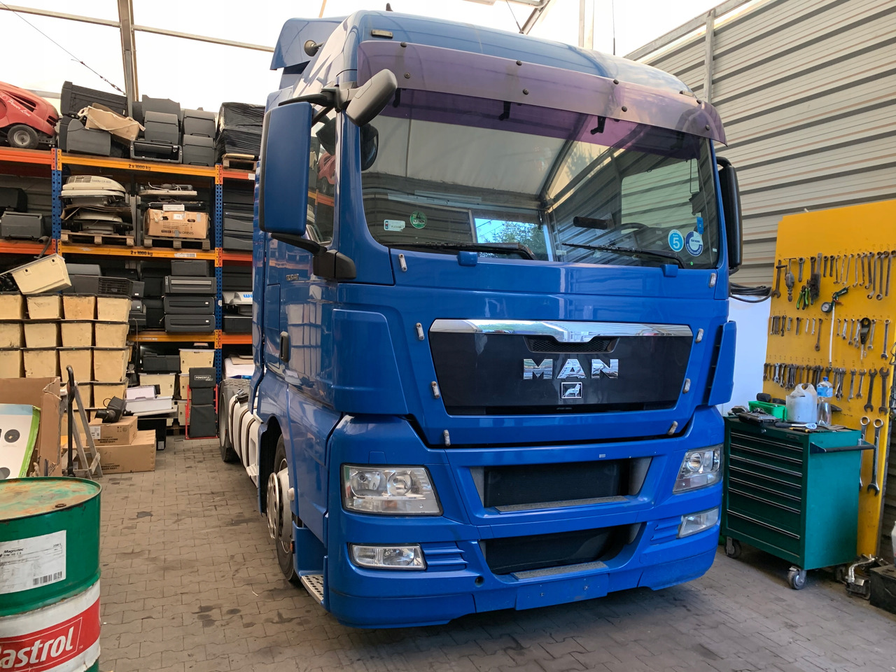 MASKA ATRAPA GRILL POLIK OWIEWKA MAN TGX - غطاء السيارة - شاحنة: صورة 3 MASKA ATRAPA GRILL POLIK OWIEWKA MAN TGX - غطاء السيارة - شاحنة: صورة 3