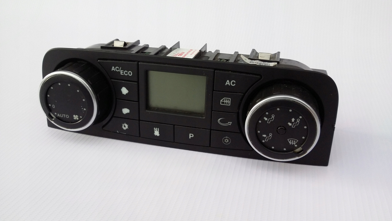 PANEL STEROWNIK KLIMATYZACJI MAN TGX TGS NR 969 - لوحة العدادات - شاحنة: صورة 1 PANEL STEROWNIK KLIMATYZACJI MAN TGX TGS NR 969 - لوحة العدادات - شاحنة: صورة 1