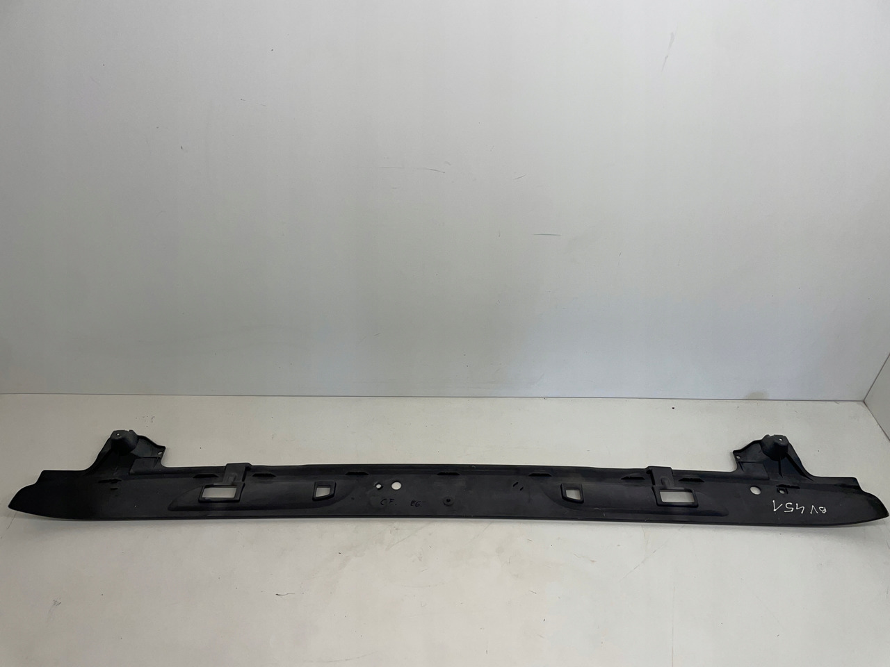 PODSZYBIE OSŁONA MASKOWNICA DAF CF 1980795 - الزجاج الأمامي - شاحنة: صورة 4 PODSZYBIE OSŁONA MASKOWNICA DAF CF 1980795 - الزجاج الأمامي - شاحنة: صورة 4