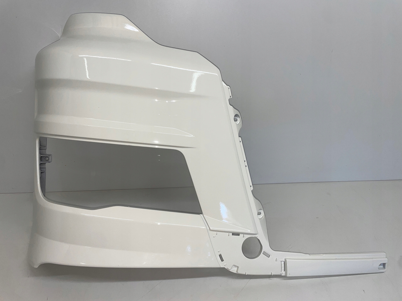 PRAWA OSŁONA ZDERZAKA ZDERZAK OKULAR MAN TGX3 TG3 TGX 3 81416142280 - مصد - شاحنة: صورة 1 PRAWA OSŁONA ZDERZAKA ZDERZAK OKULAR MAN TGX3 TG3 TGX 3 81416142280 - مصد - شاحنة: صورة 1