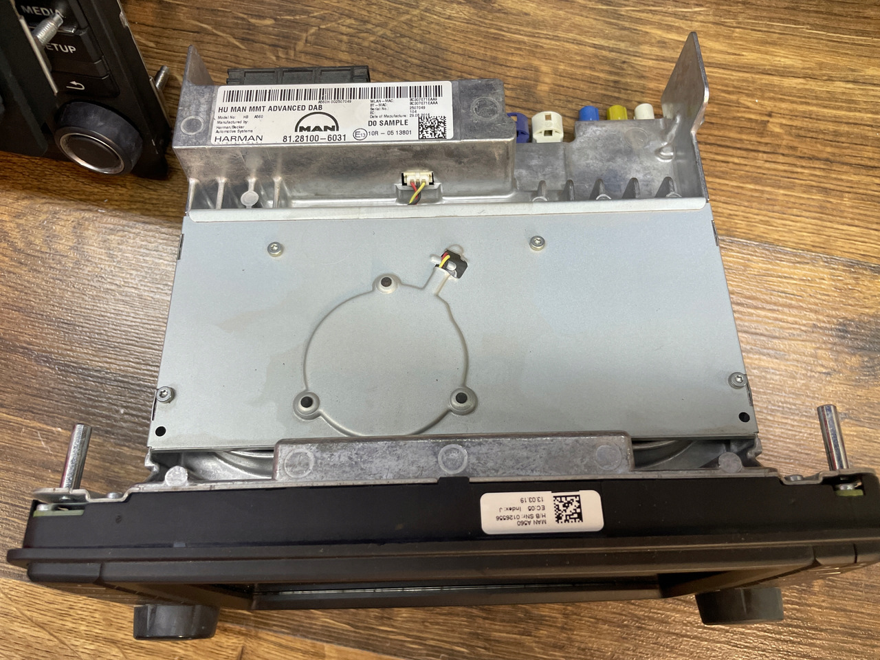 RADIO NAWIGACJA MAN TGS TGX EURO 6 81281006031 - نظام الملاحة - شاحنة: صورة 5 RADIO NAWIGACJA MAN TGS TGX EURO 6 81281006031 - نظام الملاحة - شاحنة: صورة 5