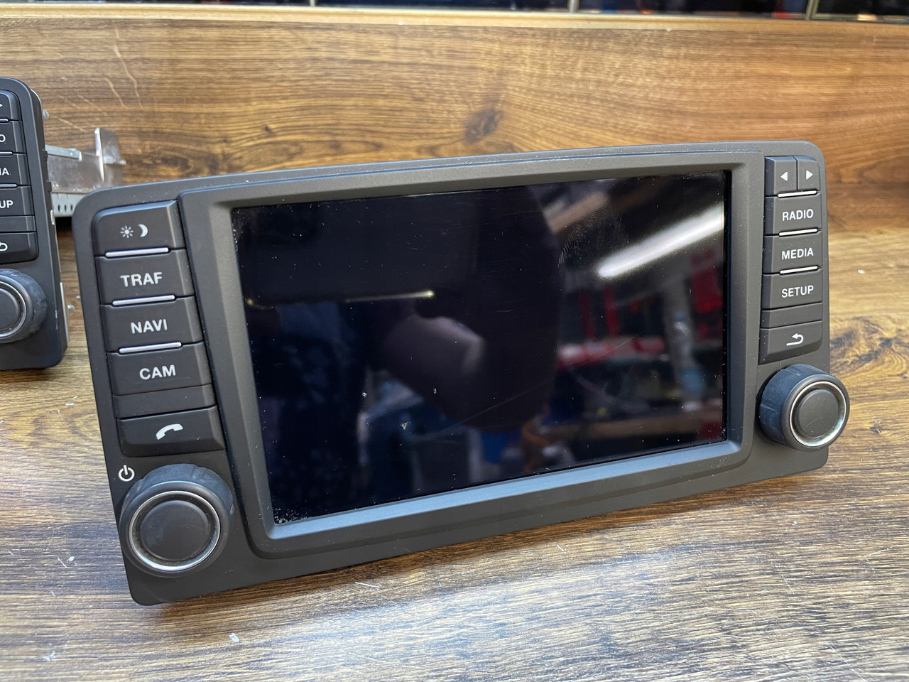 RADIO NAWIGACJA MAN TGS TGX EURO 6 81281006043 - نظام الملاحة - شاحنة: صورة 2 RADIO NAWIGACJA MAN TGS TGX EURO 6 81281006043 - نظام الملاحة - شاحنة: صورة 2