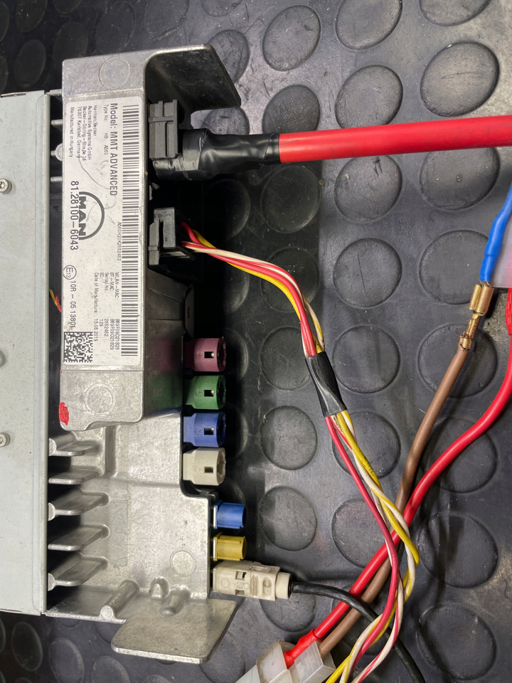 RADIO NAWIGACJA MAN TGS TGX EURO 6 81281006043 - نظام الملاحة - شاحنة: صورة 3 RADIO NAWIGACJA MAN TGS TGX EURO 6 81281006043 - نظام الملاحة - شاحنة: صورة 3