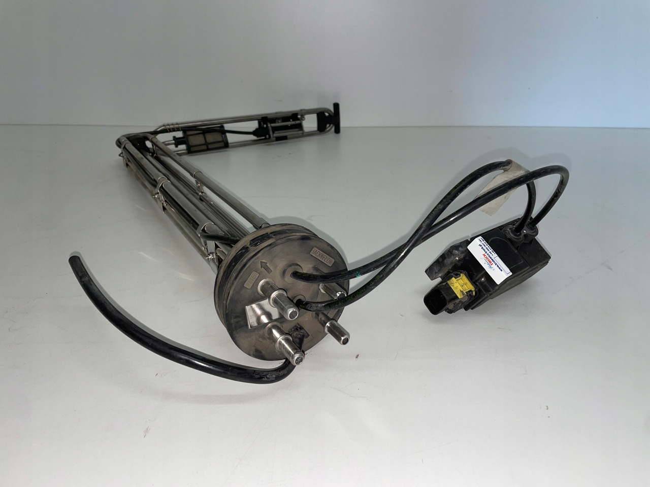 SMOK CZUJNIK ADBLUE AD BLUE MAN TGX TGS EURO 6 81154086040 - خزان سائل AdBlue - شاحنة: صورة 2 SMOK CZUJNIK ADBLUE AD BLUE MAN TGX TGS EURO 6 81154086040 - خزان سائل AdBlue - شاحنة: صورة 2