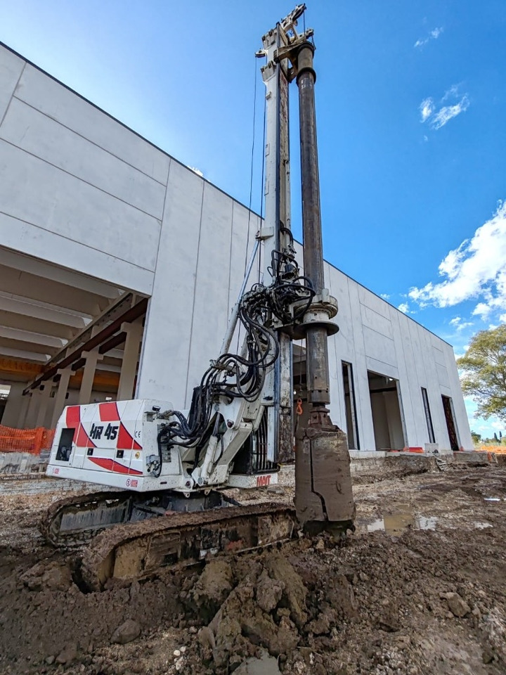 Mait HR45 - ناقلة الأكوام: صورة 1 Mait HR45 - ناقلة الأكوام: صورة 1