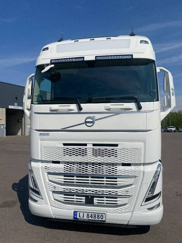 Volvo FH 500 - رأس تريلا: صورة 2 Volvo FH 500 - رأس تريلا: صورة 2