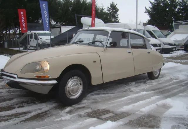 Citroën DS - سيدان: صورة 2 Citroën DS - سيدان: صورة 2