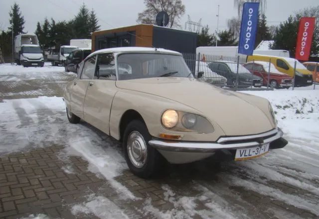 Citroën DS - سيدان: صورة 4 Citroën DS - سيدان: صورة 4
