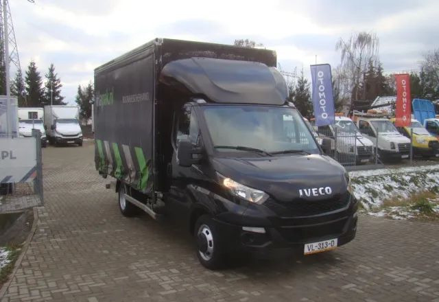 Iveco DAILY 35 C 15 3.0TDI FIRANA Z PRAWEJ STRONY 3.5T DMC WINDA - شاحنة بصندوق مغلق: صورة 3 Iveco DAILY 35 C 15 3.0TDI FIRANA Z PRAWEJ STRONY 3.5T DMC WINDA - شاحنة بصندوق مغلق: صورة 3