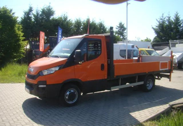 Iveco DAILY 35 C 15 WINDA 750KG 3.5T NA HAKU - شاحنة توصيل مفتوحة: صورة 1 Iveco DAILY 35 C 15 WINDA 750KG 3.5T NA HAKU - شاحنة توصيل مفتوحة: صورة 1